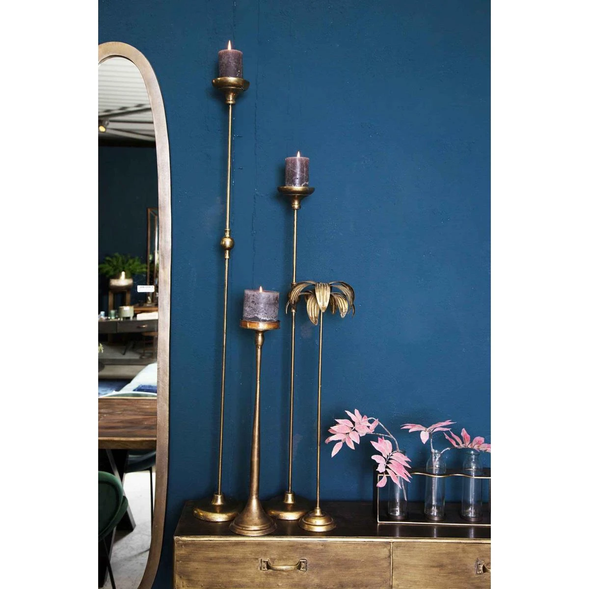 PTMD Ashley Kandelaar Metalen Bal Rond - 16 X 16 X 127 - Goud 5 PTMD Ashley Kandelaar Metalen Bal Rond - 16 X 16 X 127 - Goud - Afbeelding 3