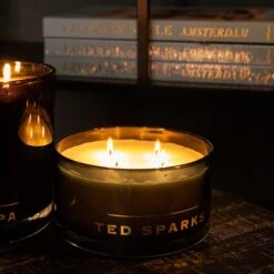 Ted Sparks - Geurkaars Magnum - White Tea & Chamomile -Huisdecoratie 9954589